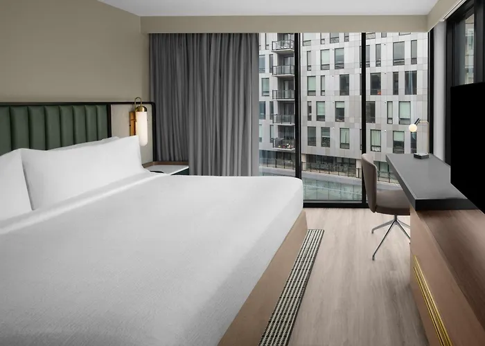 Embassy Suites By Hilton Madison Downtown