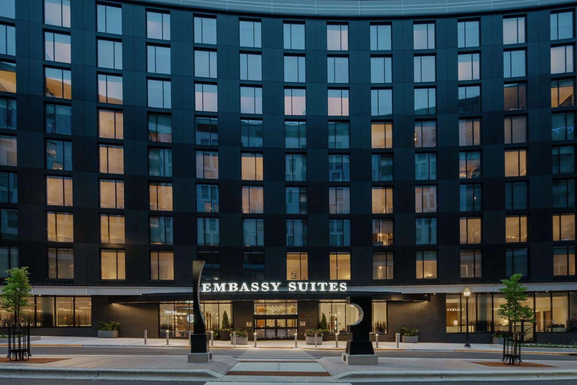 Hotel Embassy By Hilton Downtown Madison